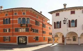 Hotel Palazzo Cappello  3*